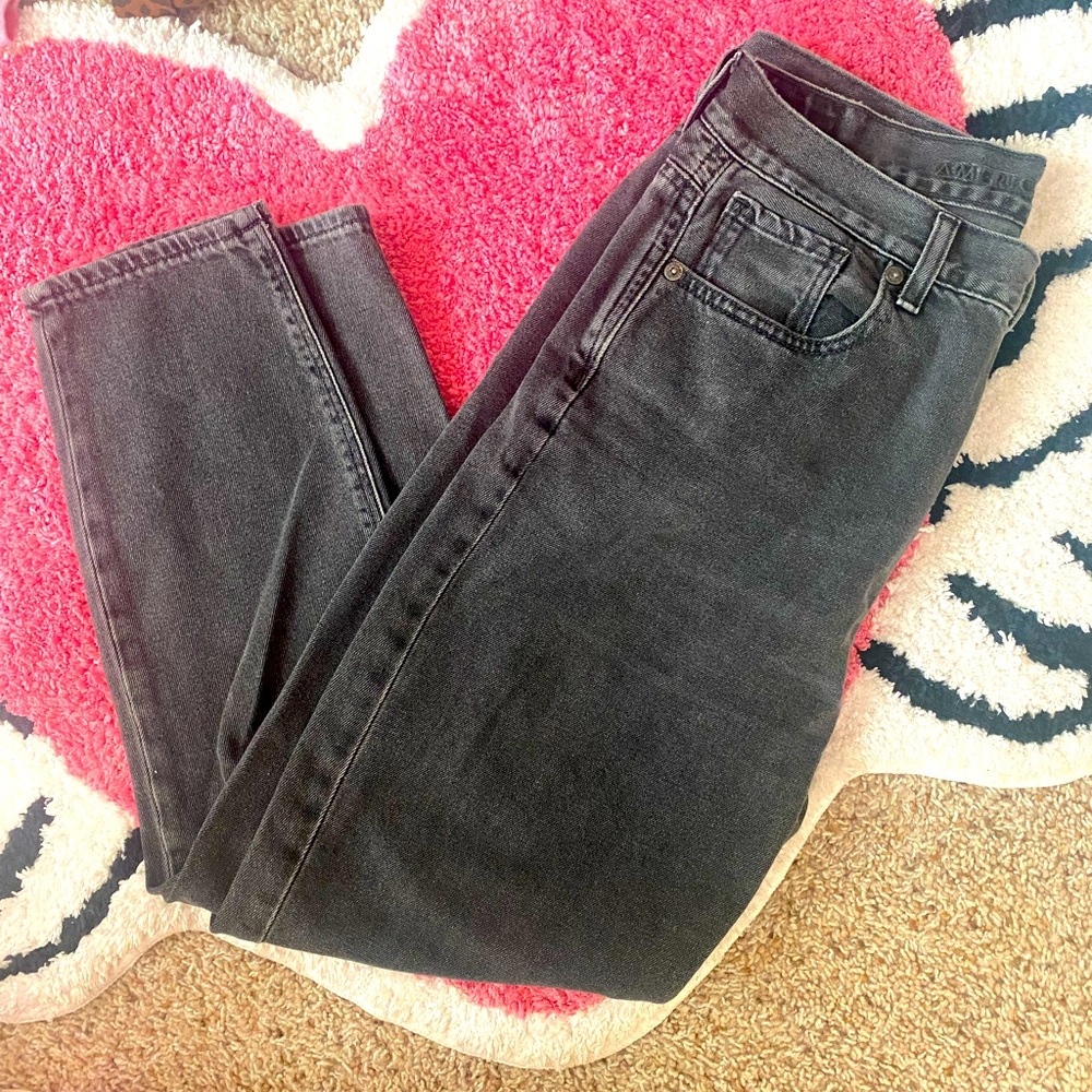 🖤 american eagle mom jeans 🖤